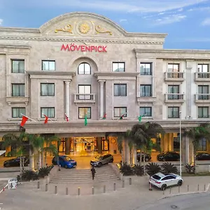 5* Hotel Mövenpick Du